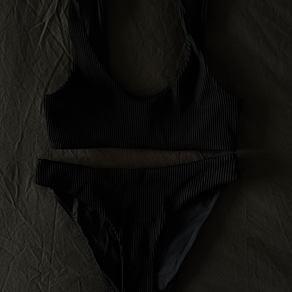 COS Ribbed Black Bikini Set - Picture 5 of 5